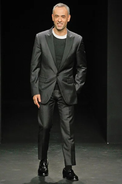 Look 34